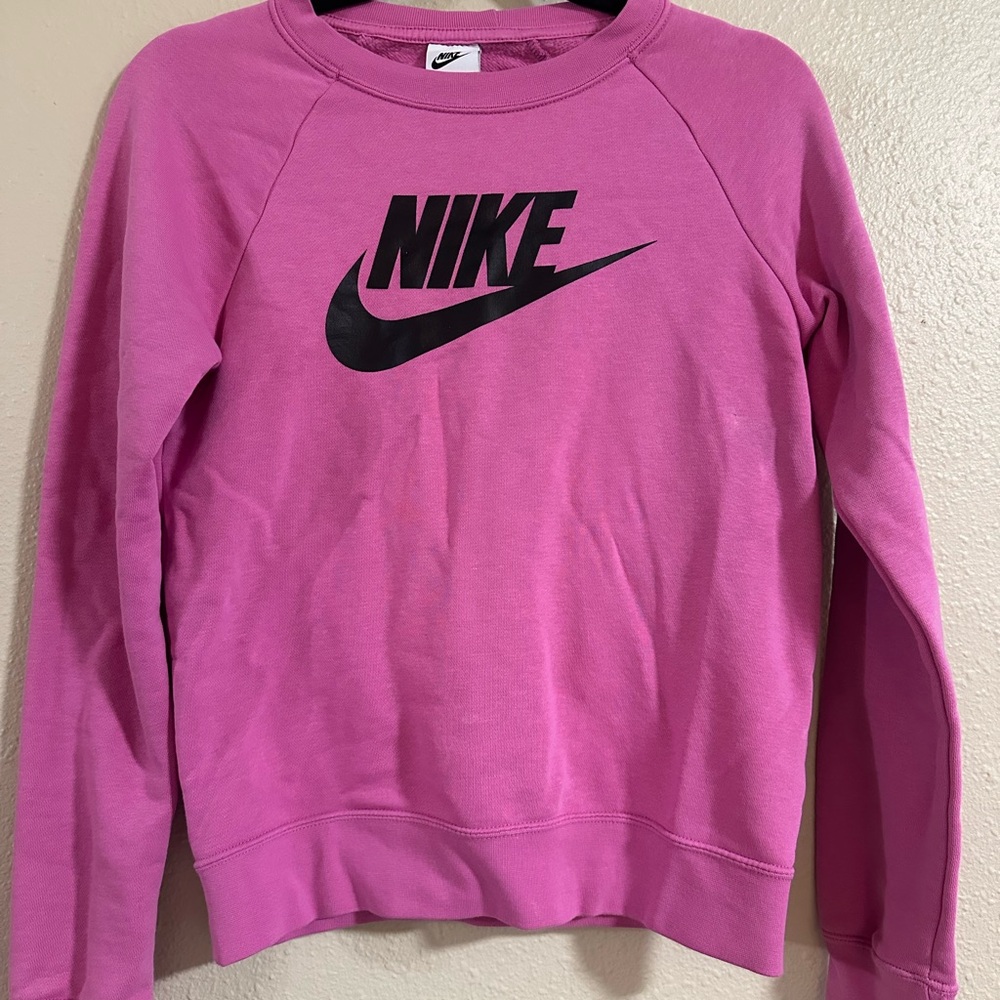 Nike Women's Vibrant Pink Crew Neck